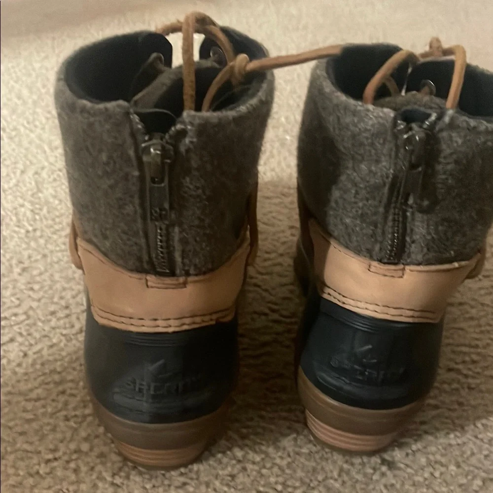 Sperry Dark Gray and Brown Lace-Up Duck Boots